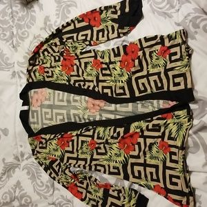 Love Nation, Medium, Tan, Black, red, Green